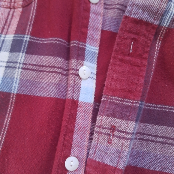 Red flannel shirt - Picture 5 of 11